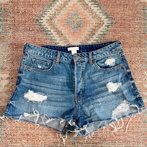H&M jean distressed shorts
